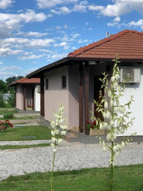  Konak Nestor Bungalows  Скопье